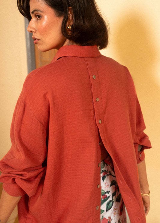 72 Outfits from 1 Shirt: Your Go-To Guide from Desk to Date Night