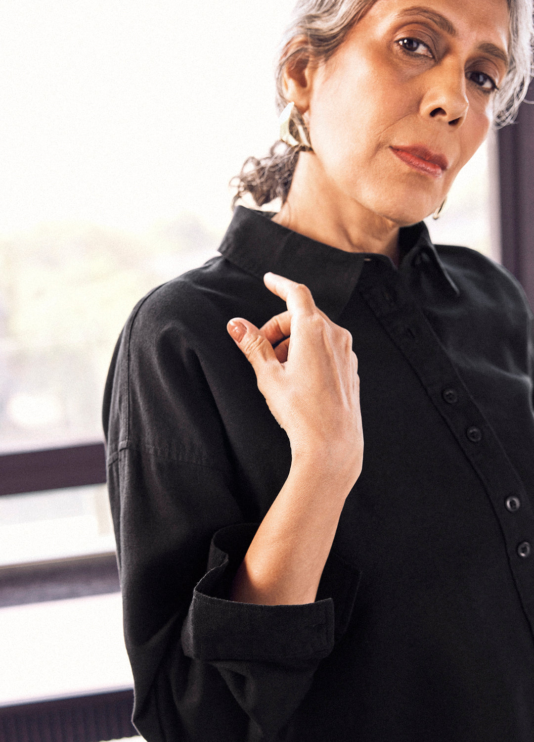 Nutan Linen Shirt In Coal